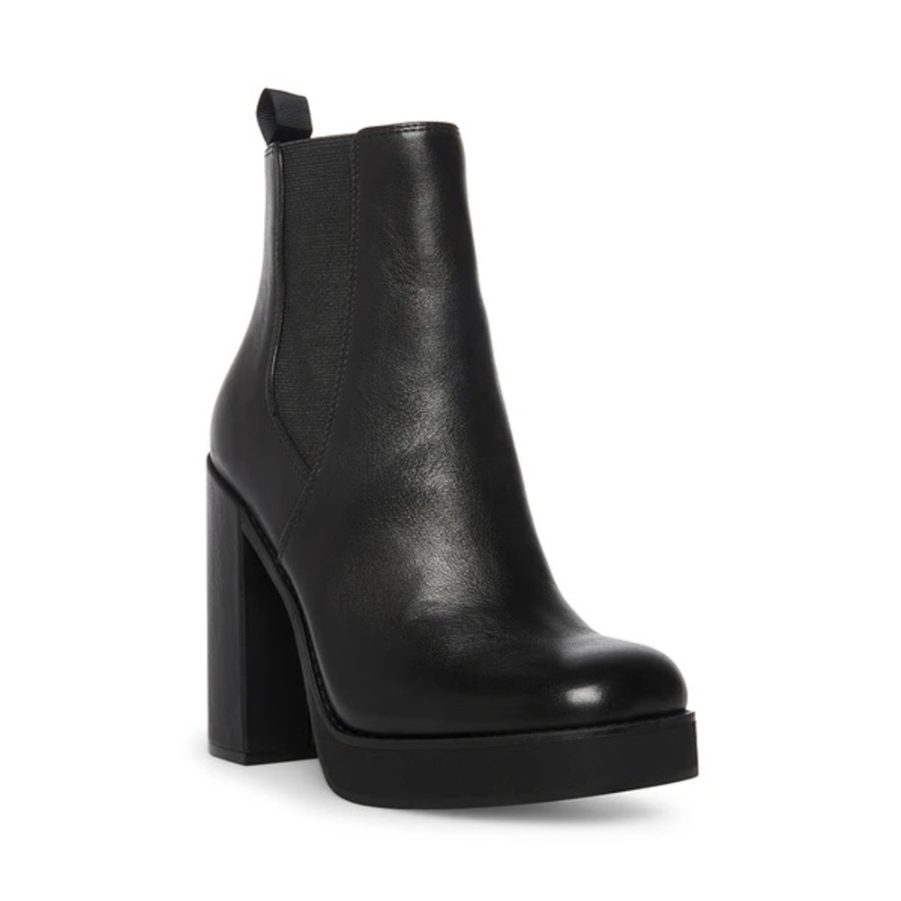 Steve Madden Triple Leather ankle boots with track sole